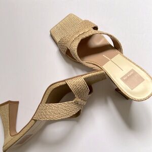 DOLCE VITA RAFFIA SANDALS